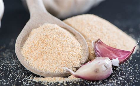 How to Make Garlic Powder - Grit