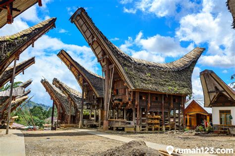 5 Rumah Adat Sulawesi Selatan Beserta Penjelasan dan Contoh Gambar ...