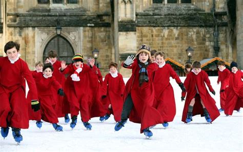 Adorable Photos Of British Kids Ice-Skating - Barnorama