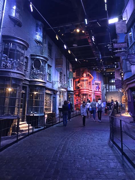 Harry Potter Studio Tour Diagon Alley - The Millennial Runaway