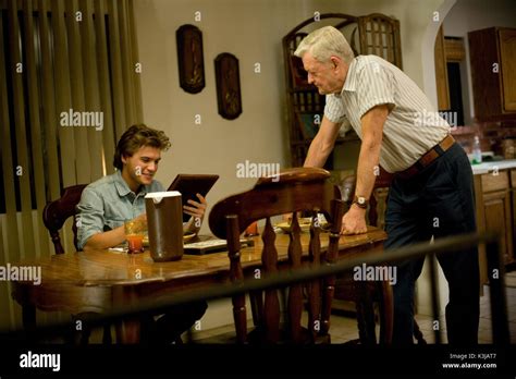 INTO THE WILD EMILE HIRSCH, HAL HOLBROOK INTO THE WILD Date: 2007 Stock ...