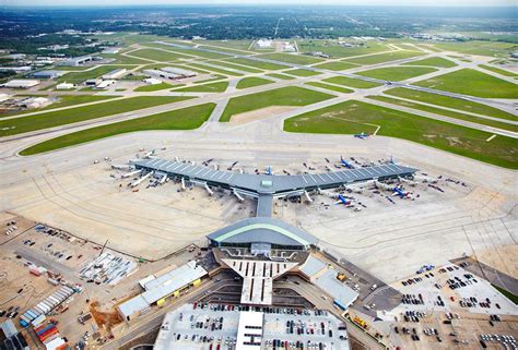 William P. Hobby Airport (HOU) | Texas