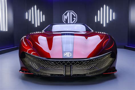 VIDEO: MG debuts new Cyberster concept sports car