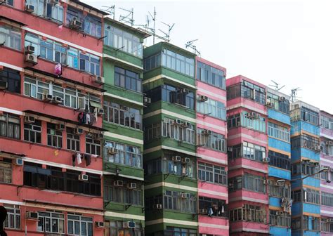 Living in a Box: Exploring Hong Kong’s Coffin Homes Amidst the Housing ...