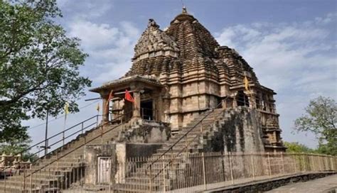 5 Famous Temples of Madhya Pradesh - lifeberrys.com