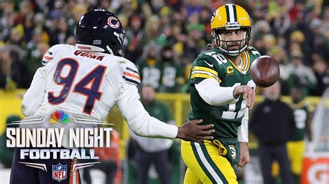 Chicago Bears-Green Bay Packers rivalry is alive and well at Brat Stop | SNF | NFL on NBC - YouTube