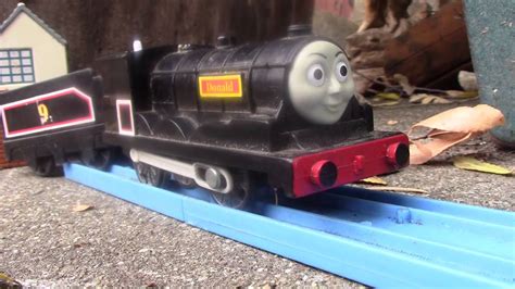 Thomas And Friends Trackmaster Douglas