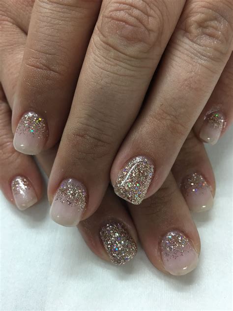 OPI Bubble Bath Light Elegance Champagne Glitter Gel Nails | Glitter gel nails, Champagne nails ...