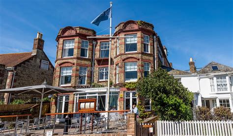 Seaview Hotel Isle of Wight - Coastal Accommodation in 2020 | Seaview isle of wight, Isle of ...