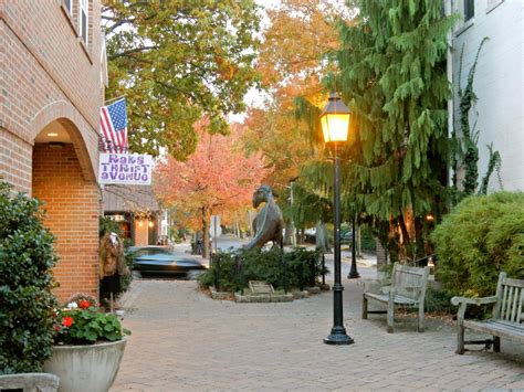 Haddonfield NJ: A Dickens Christmas of a Town - Getaway Mavens