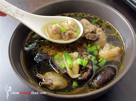 Chicken Mushroom Soup - China Sichuan Food