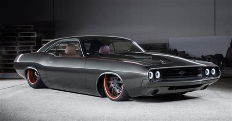 This Custom 1970 Dodge Challenger Has 2,500 Horsepower Under the Hood ...