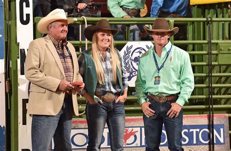 Rice Wins Walt Garrison Award at College National Finals Rodeo