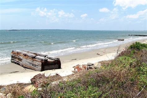 10 Best Beaches in Charleston - What is the Most Popular Beach in Charleston? – Go Guides