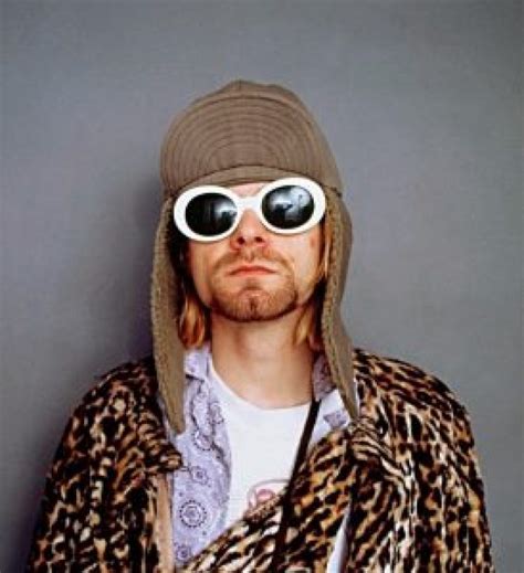 Kurt Cobain Glasses | CINEMAS 93