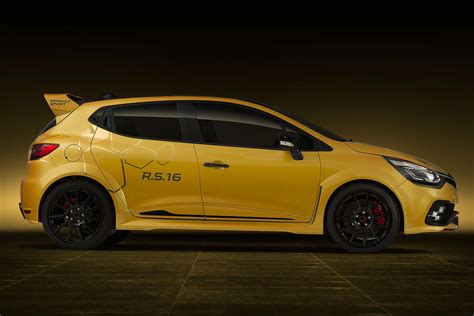 Skunkworks 275hp Renault Clio R.S.16 wows Monaco Grand Prix | Motoring Research