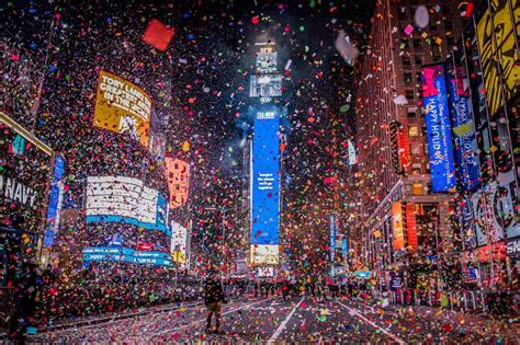 New York City Ushers In 2022 With Ball Drop In Times Square | Positive ...