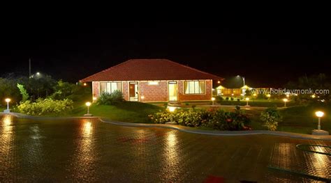 Luxury Resort in Sakleshpur - Homestay in Sakleshpur | Resorts in Sakleshpur | Coffee Estate