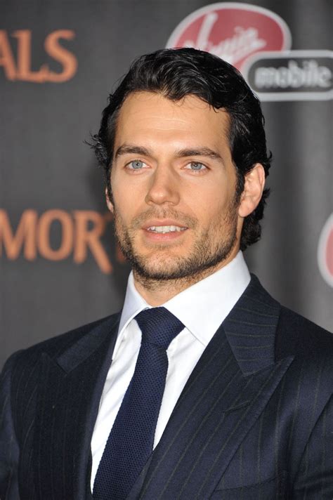 ¿Cuánto mide Henry Cavill? - Altura - Real height - Página 5