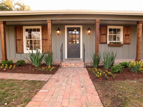 Image result for farmhouse exterior colors browns | Ranch house exterior, House paint exterior ...