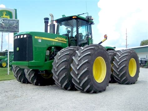 John Deere 9620 Farm Tractor Specs and Dimensions - VeriTread