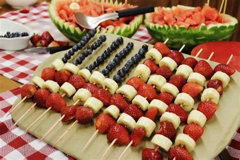 USA Flag Decorative Snack | Red, White & Blue Fruit Kabob | Rada Cutlery