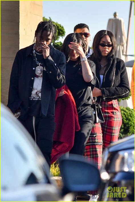 New Parents Kylie Jenner & Travis Scott Grab Lunch in Malibu!: Photo ...