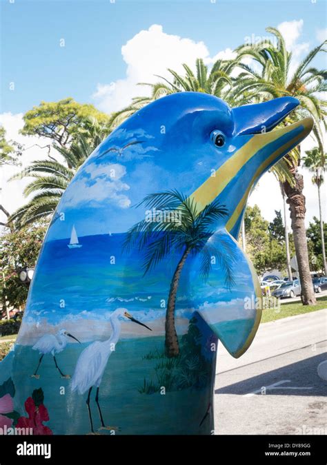 Venice Art Center, SEA Venice Public Arts Project, Dolphins and Turtles Fiberglass Sculptures ...