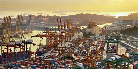 Singapore port authority relaxes crew-change ban | TradeWinds