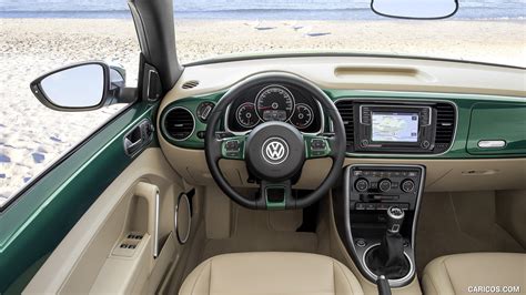 2017 Volkswagen Beetle Cabrio | Interior, Cockpit