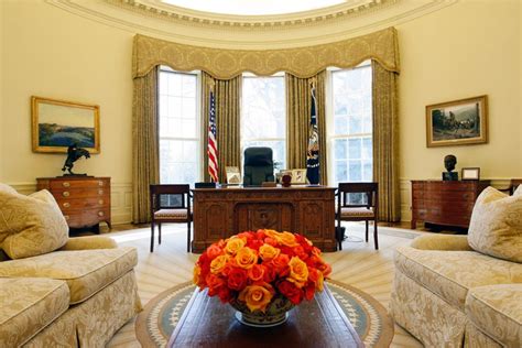 Trump Official Praises Oval Office Makeover, Blames Obama for Wallpaper ...