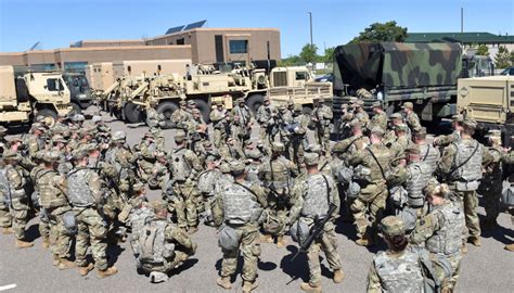 Minnesota National Guard Working Toward 10,800 Troops for Twin Cities ...