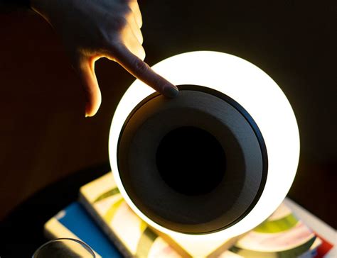 This smart lamp Bluetooth speaker emits every level of sunlight