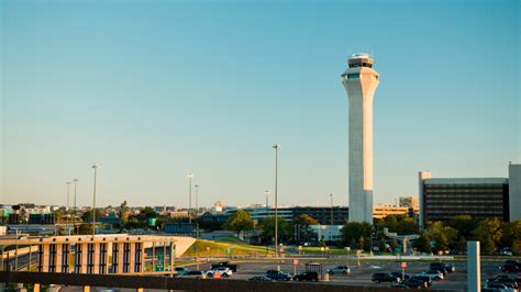 Newark Airport Tips for Layovers