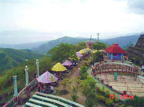 See the Palace / People's Park in the Sky in Tagaytay | Travel to the Philippines