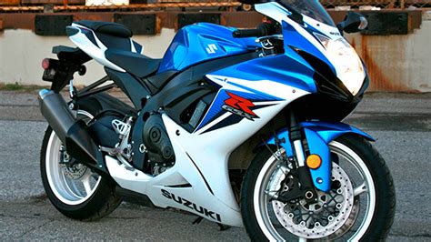 Sweet Gixxer, Bro - Suzuki GSX-R600 Review