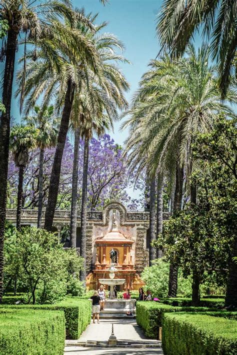 Visiting The Real Alcazar Seville: A Complete Guide – The Discoveries Of.