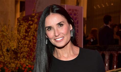 Demi Moore - Biography, Height & Life Story | Super Stars Bio