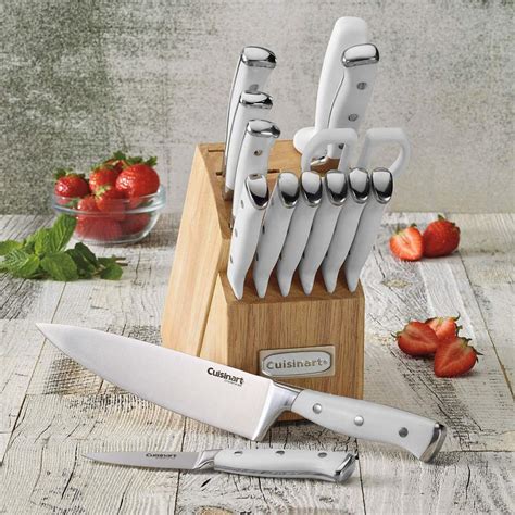 The Cuisinart 15-Piece Knife Set Is On Sale at Amazon for 40% Off