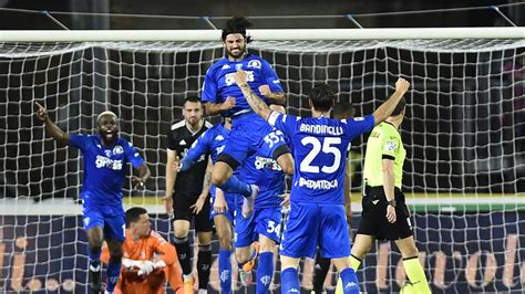 Juventus slumps to 4-1 defeat at Empoli after points deduction - Sportstar