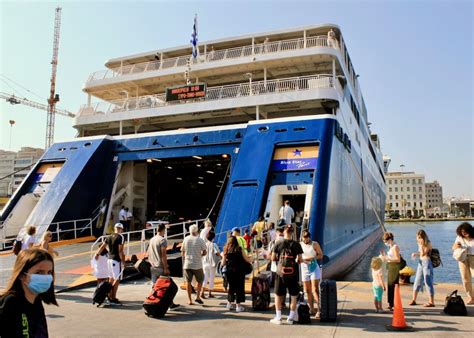 Piraeus Ferry Port - Terminal, Map, Routes, Hotels