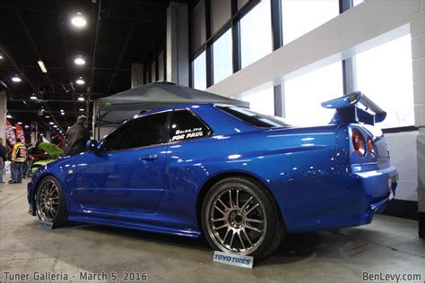 Blue R34 Nissan Skyline GT-R - BenLevy.com