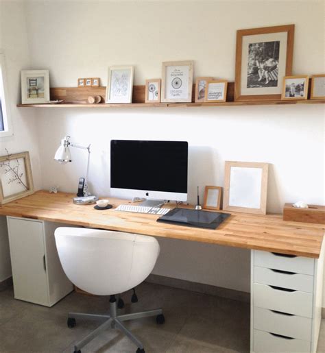 The decor of the office and the changeable frames at will! - Ma Maison ...