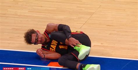 Trae Young Left Hawks-Knicks After Spraining His Left Ankle