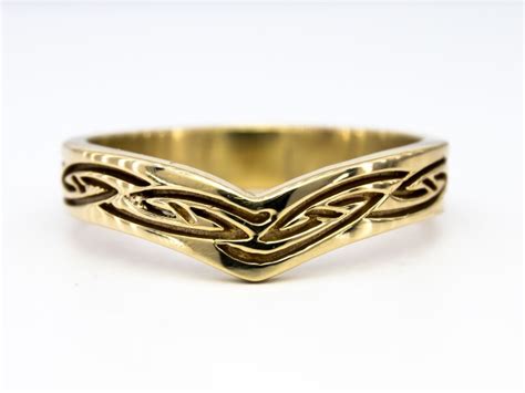 Celtic ring 9ct yellow gold Size K | Ladies | Celtic Gold