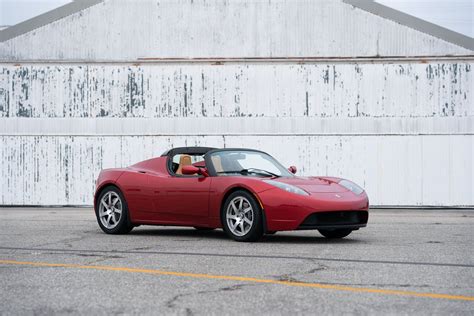 2008 Tesla Roadster | Monterey Jet Center 2022 | Classic Car Auctions ...