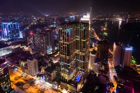 Saigon Nightlife: A Quick Introduction to Saigon's Nightlife District 2 - Maze Vietnam