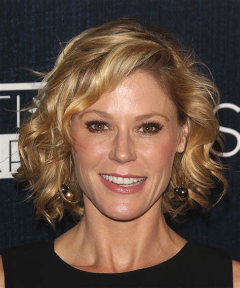 Julie Bowen Hairstyles And Haircuts - Celebrity Hair Ideas