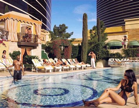 Best Las Vegas Topless and Party Pools Picture | PHOTOS: Best Las Vegas ...