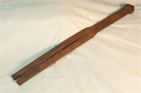 The Lochgelly-style Tawse 22 Inches Long Lightweight - Etsy Canada